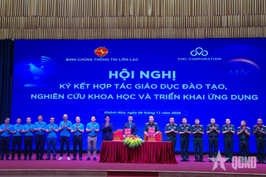 Binh chủng Thông tin liên lạc và Tập đoàn CMC ký kết thỏa thuận hợp tác 
